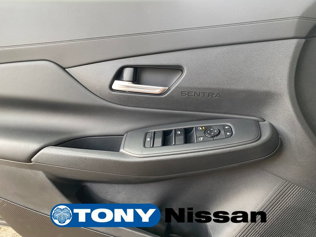 New 2026 Nissan Sentra SV w/ Floor Mat Package FWD image 31