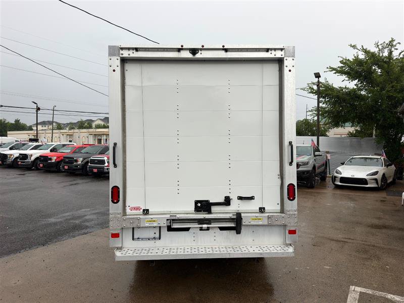 Used 2024 Chevrolet Express 3500 w/ Power Convenience Package RWD image 3