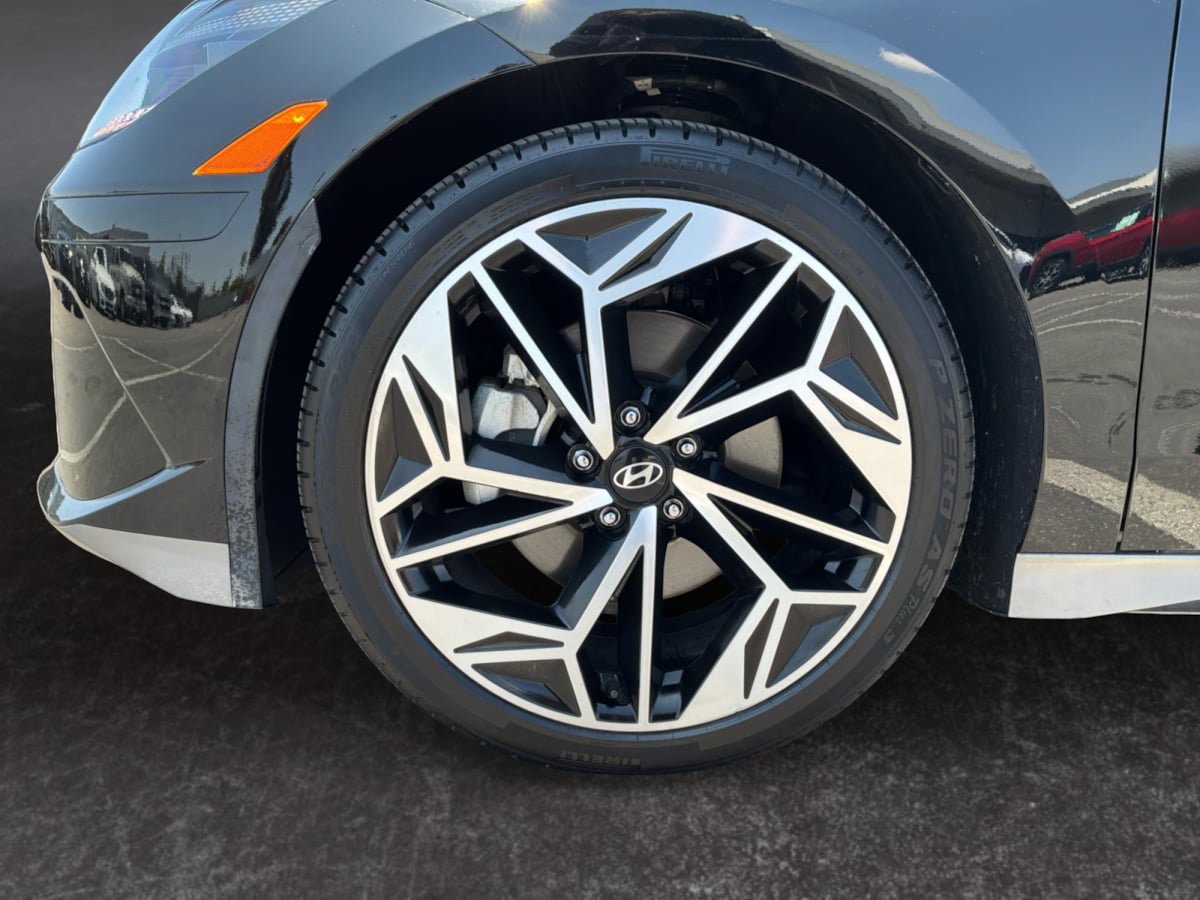 Used 2024 Hyundai Ioniq 6 SEL RWD image 9