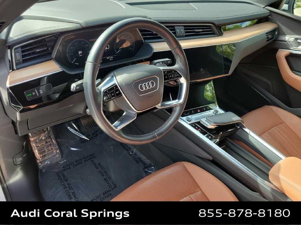 Certified 2024 Audi Q8 e-tron Premium Plus AWD/4WD image 10