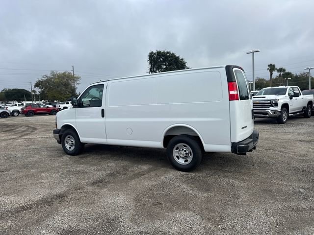 New 2025 Chevrolet Express 2500 Work Van 3D Cargo Van w/ Driver Convenience Package RWD image 6