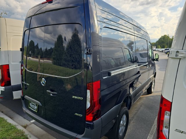 New 2026 Mercedes-Benz Sprinter 2500 image 2