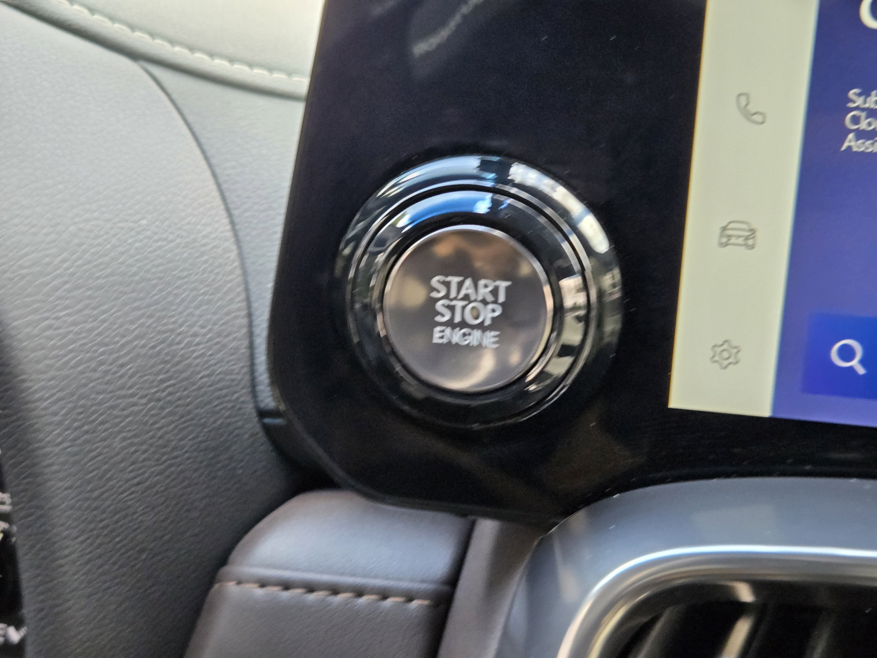 Used 2023 Lexus LX 600 4WD w/ Appearance Package image 20