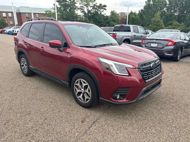 Used 2024 Subaru Forester Premium AWD/4WD image 2