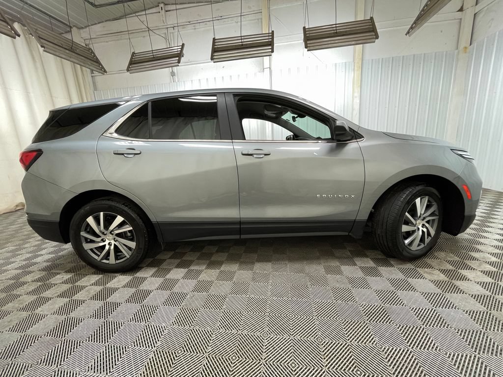 Certified 2024 Chevrolet Equinox LT w/ LPO, Floor Liner Package FWD image 20