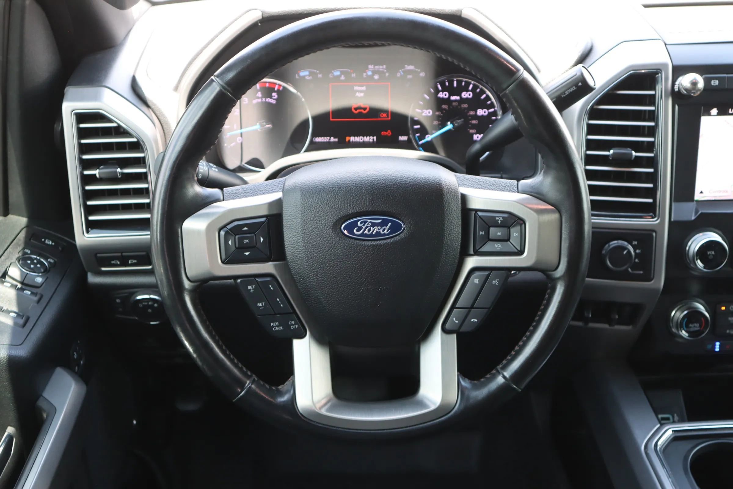 Used 2019 Ford F450 Platinum w/ Platinum Ultimate Package image 27