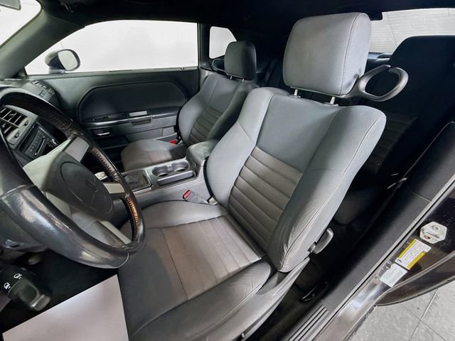 Used 2010 Dodge Challenger R/T RWD image 20