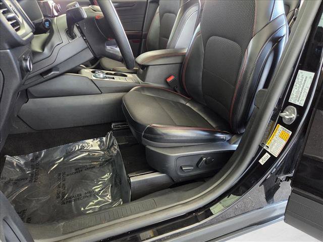 Used 2025 Ford Escape ST-Line image 15