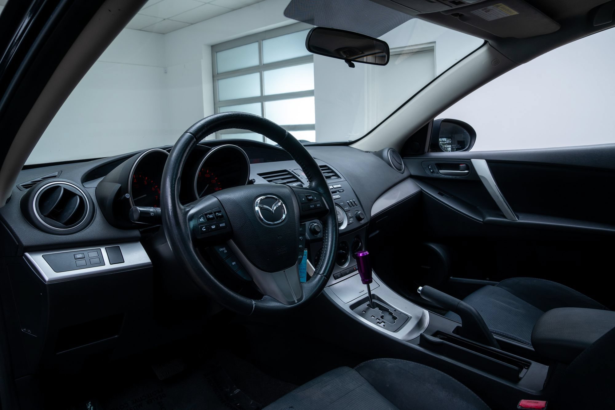 Used 2011 MAZDA MAZDA3 s Sport FWD image 17