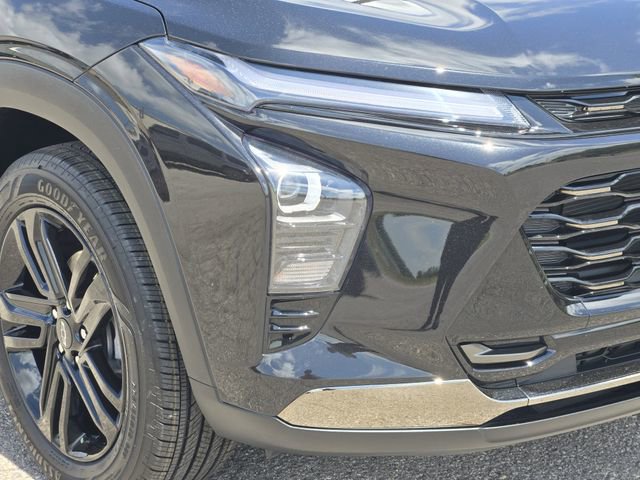 Used 2024 Chevrolet Trax ACTIV FWD image 9