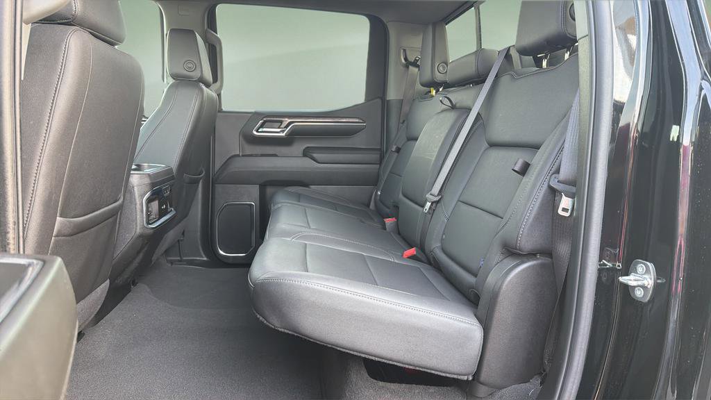 Used 2024 Chevrolet Silverado 1500 LTZ image 17