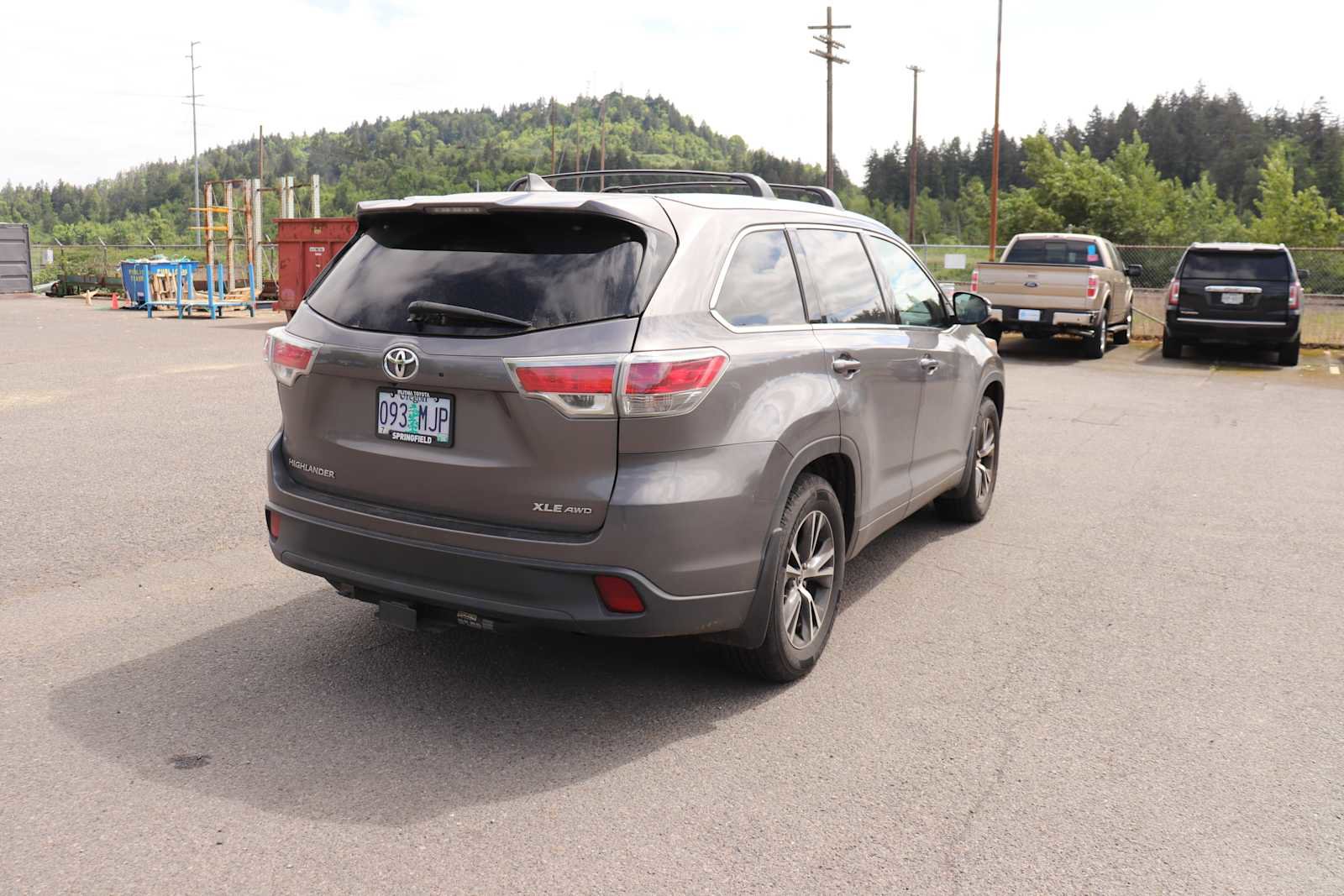 Used 2016 Toyota Highlander XLE AWD/4WD image 5