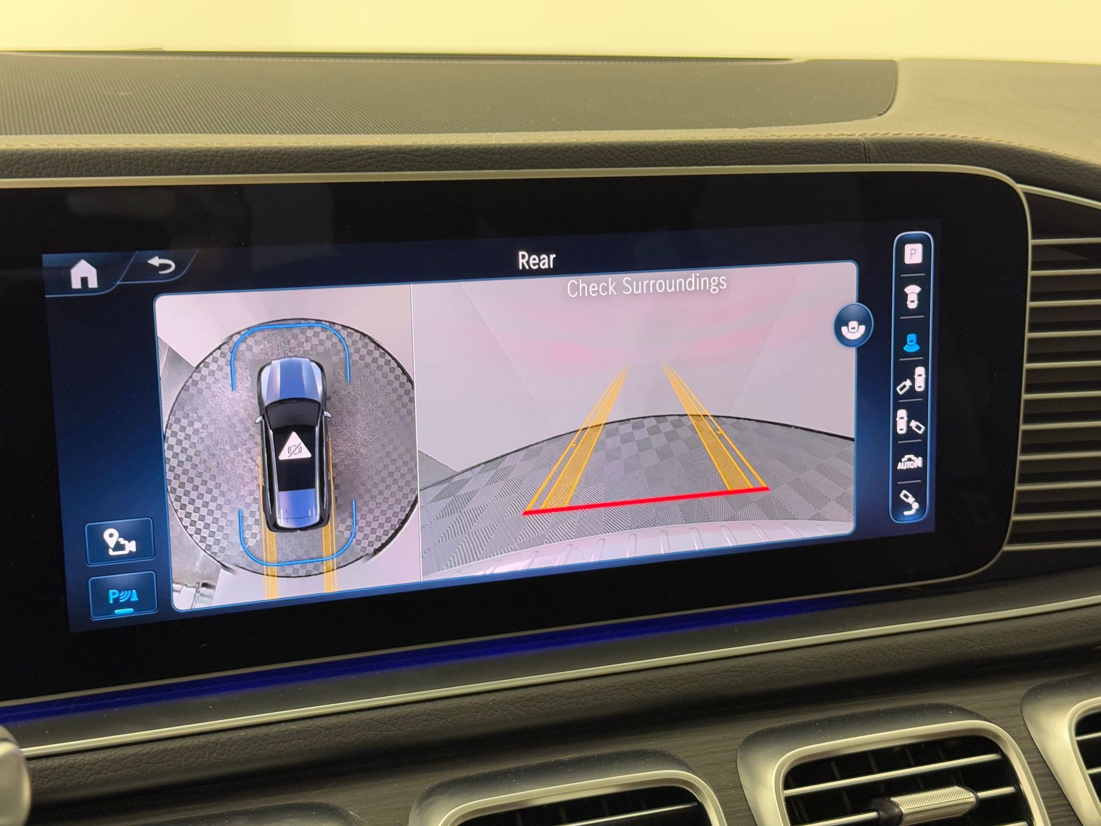 Used 2024 Mercedes-Benz GLS 450 4MATIC image 23