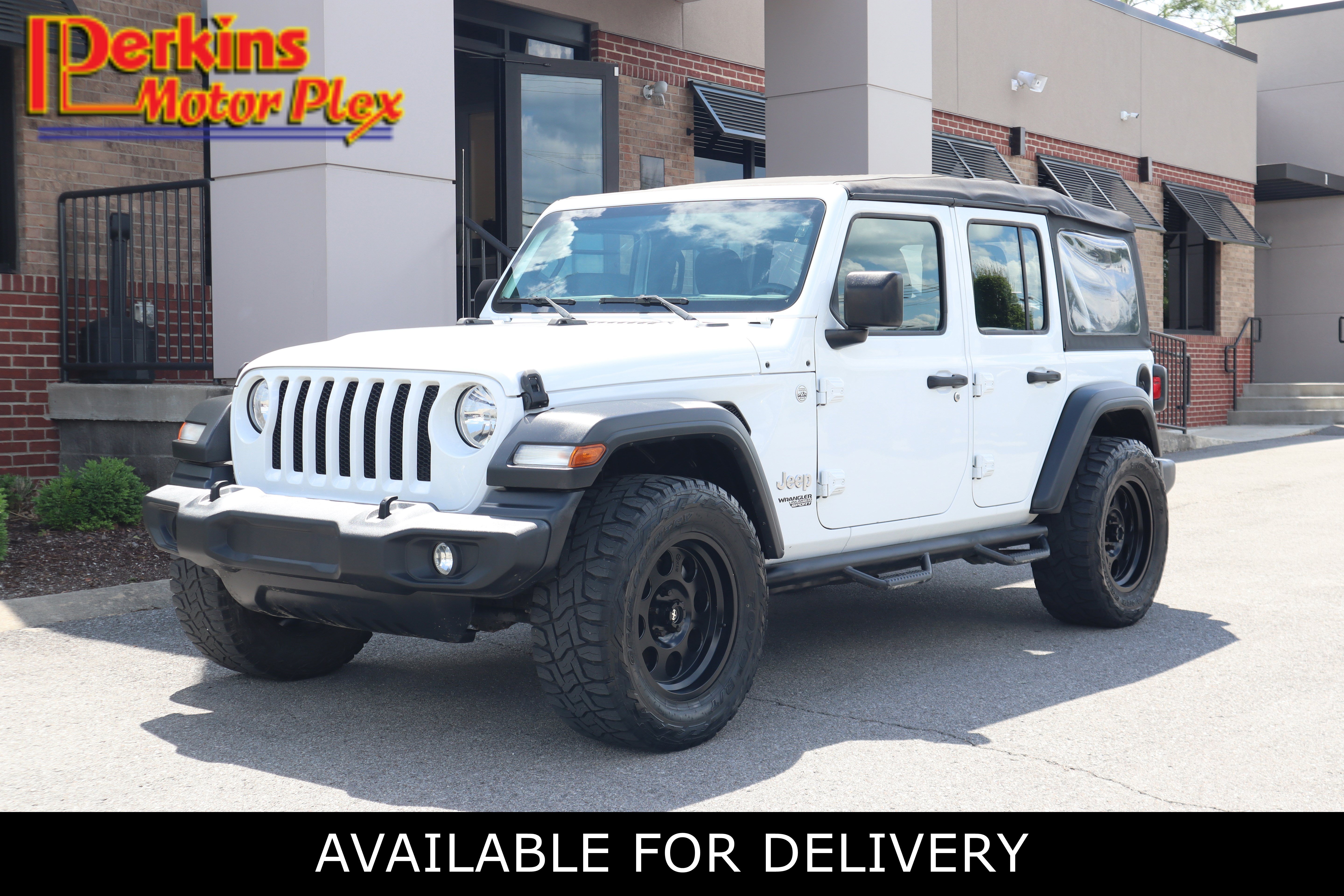 Used 2018 Jeep Wrangler Unlimited Sport AWD/4WD image 1