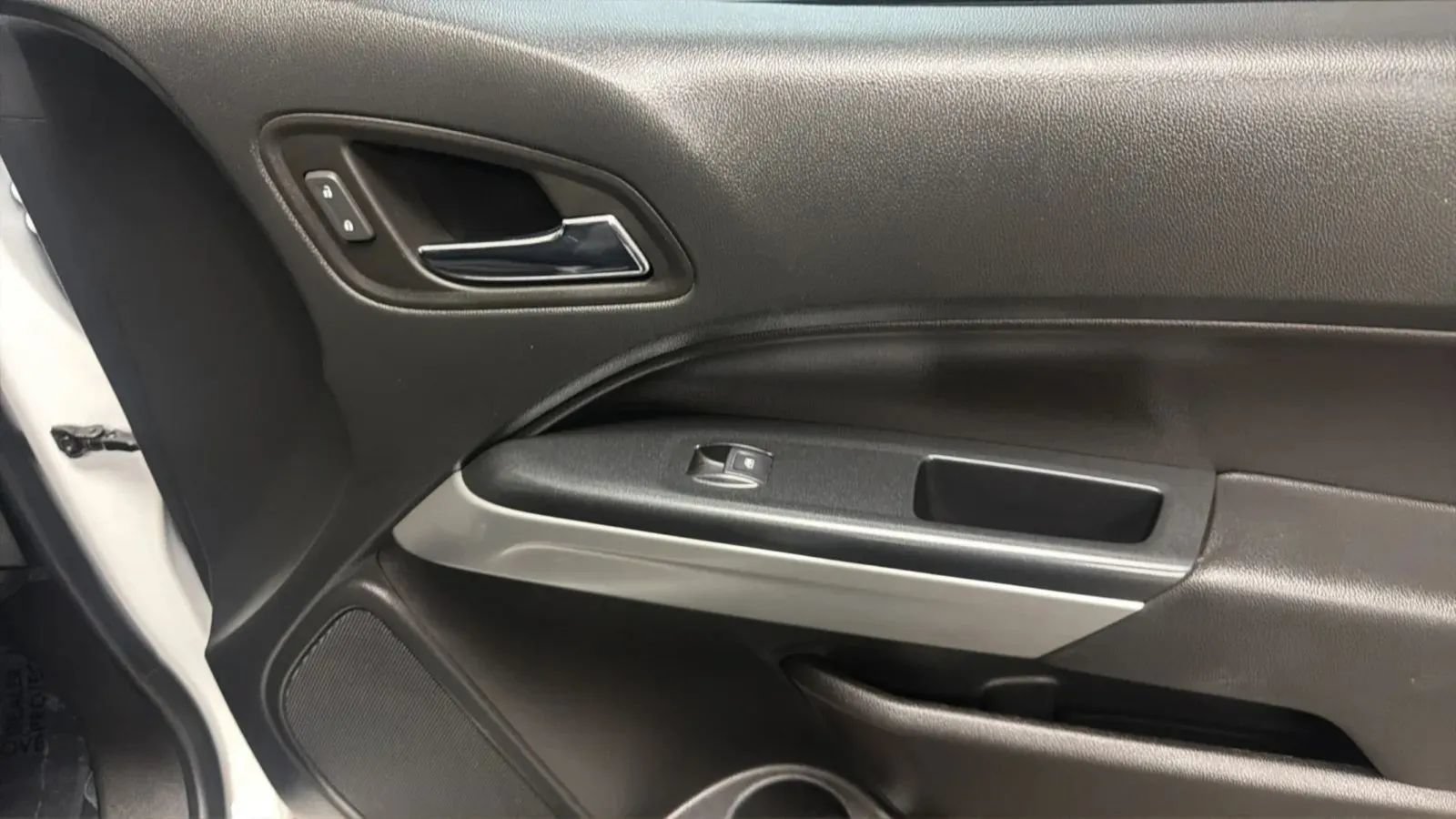 Used 2022 Chevrolet Colorado LT w/ Fleet Safety Package AWD/4WD image 17