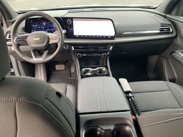 Used 2025 Chevrolet Traverse LT w/ Driver Confidence Package FWD image 20