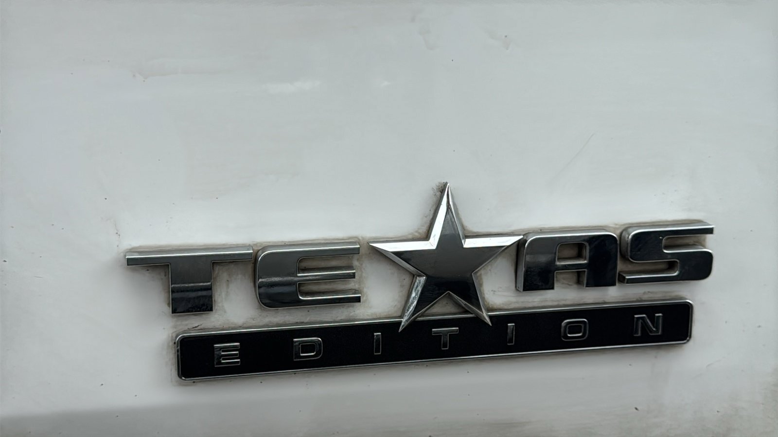 Used 2018 Chevrolet Suburban LT w/ Texas Edition Package RWD image 7