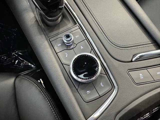 New 2025 Cadillac XT5 Premium Luxury image 16