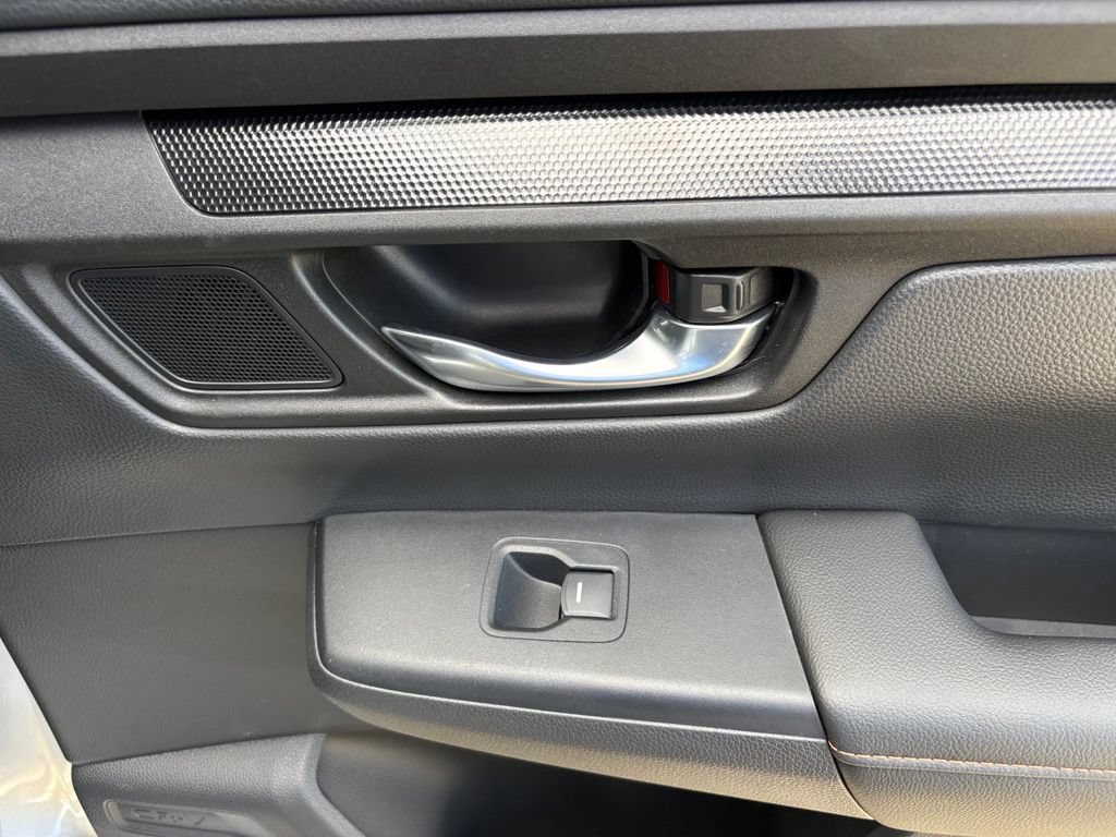 Used 2025 Honda CR-V Sport-L image 38
