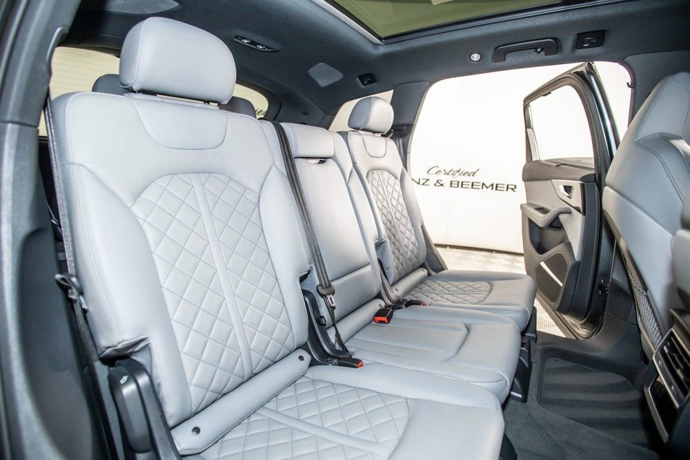 Used 2024 Audi SQ7 Prestige image 45