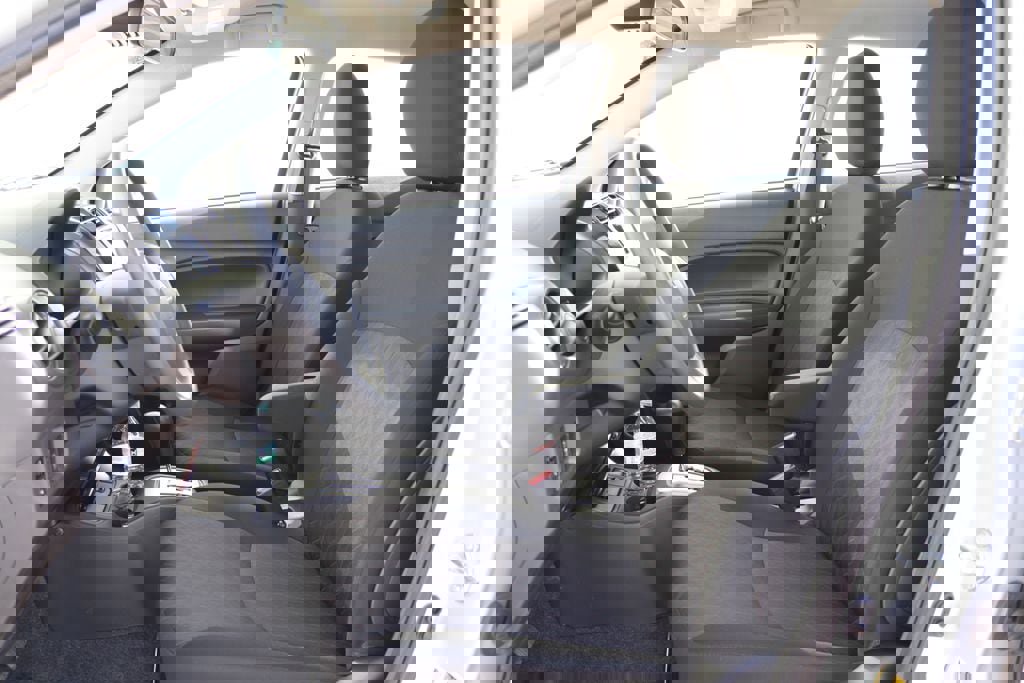 Used 2024 Mitsubishi Mirage LE image 5