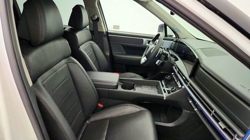 Used 2024 Hyundai Santa Fe Limited image 23