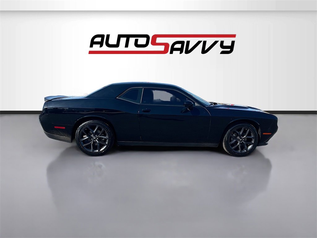 Used 2022 Dodge Challenger SXT w/ Blacktop Package image 8