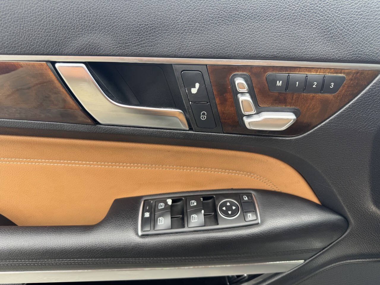 Used 2014 Mercedes-Benz E 350 Coupe image 25