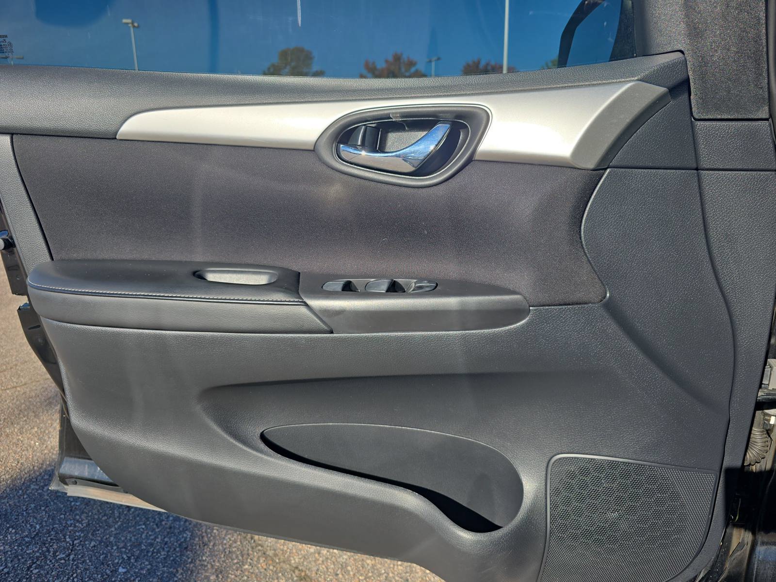 Used 2019 Nissan Sentra S FWD image 25