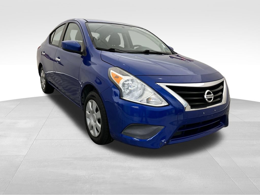 Used 2016 Nissan Versa SV FWD image 8