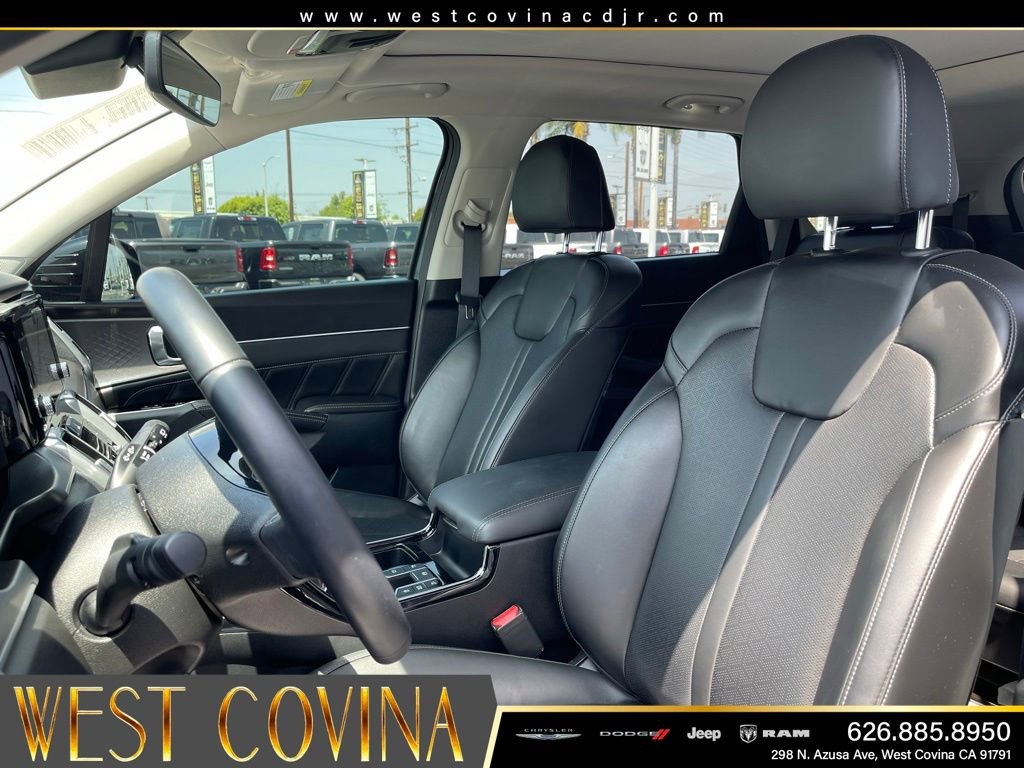 Used 2023 Kia Sorento SX FWD image 15