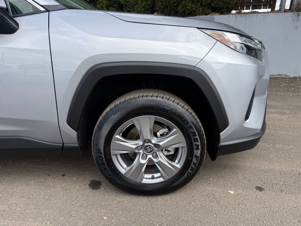 Certified 2025 Toyota RAV4 XLE w/ Convenience Package AWD/4WD image 12