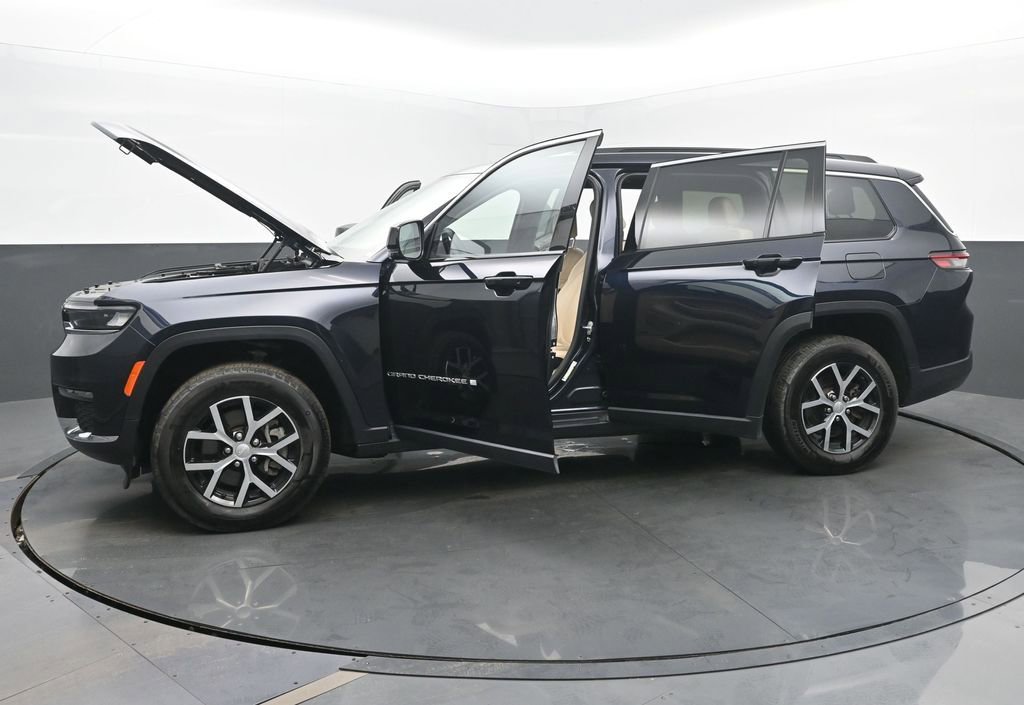 Used 2024 Jeep Grand Cherokee L Limited w/ Trailer Tow Package image 57