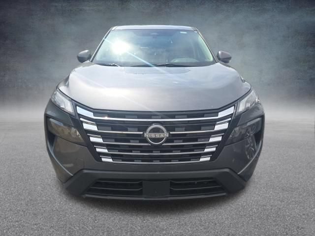 Used 2025 Nissan Rogue SV AWD/4WD image 3