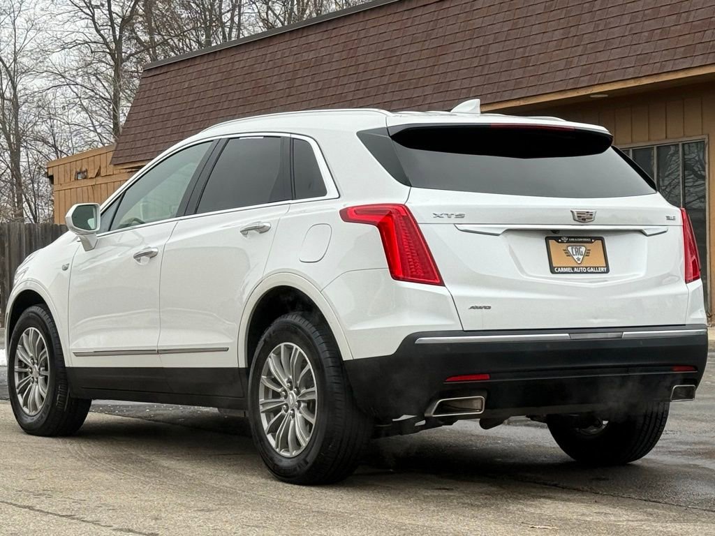 Used 2018 Cadillac XT5 Luxury w/ Driver Awareness Package image 3