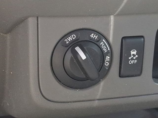 Used 2019 Nissan Frontier SV image 26