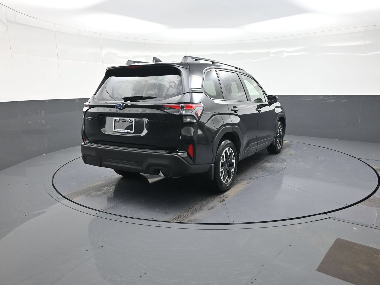 Used 2025 Subaru Forester Premium AWD/4WD image 3