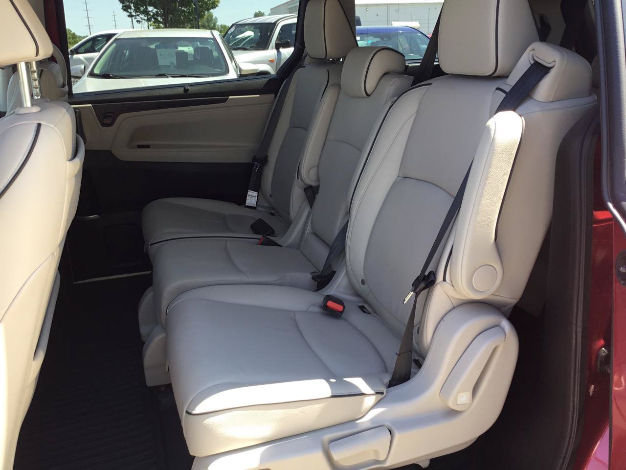 Used 2025 Honda Odyssey Touring image 18