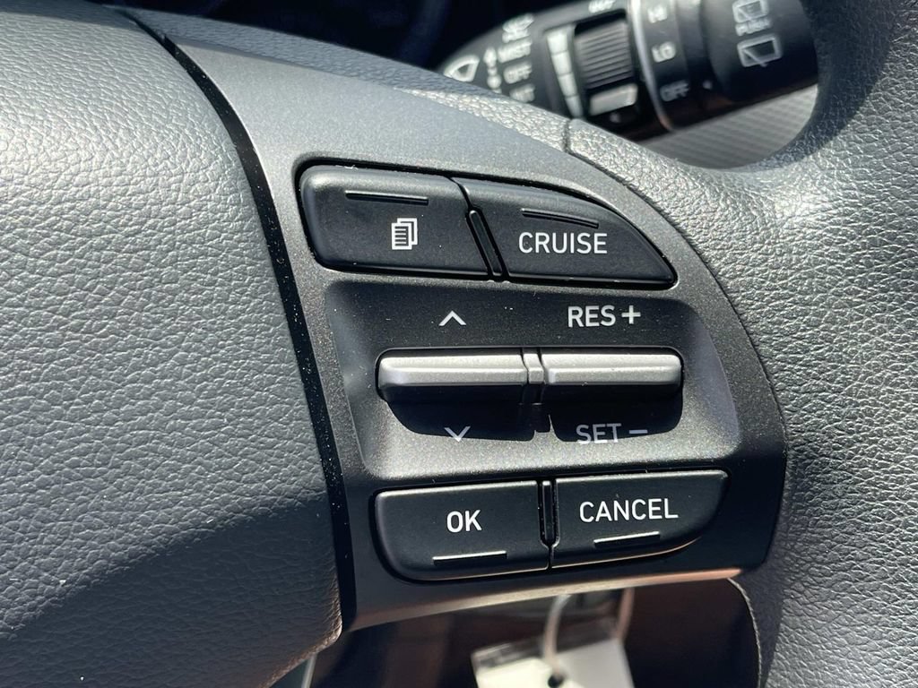 Used 2021 Hyundai Kona SE FWD image 33