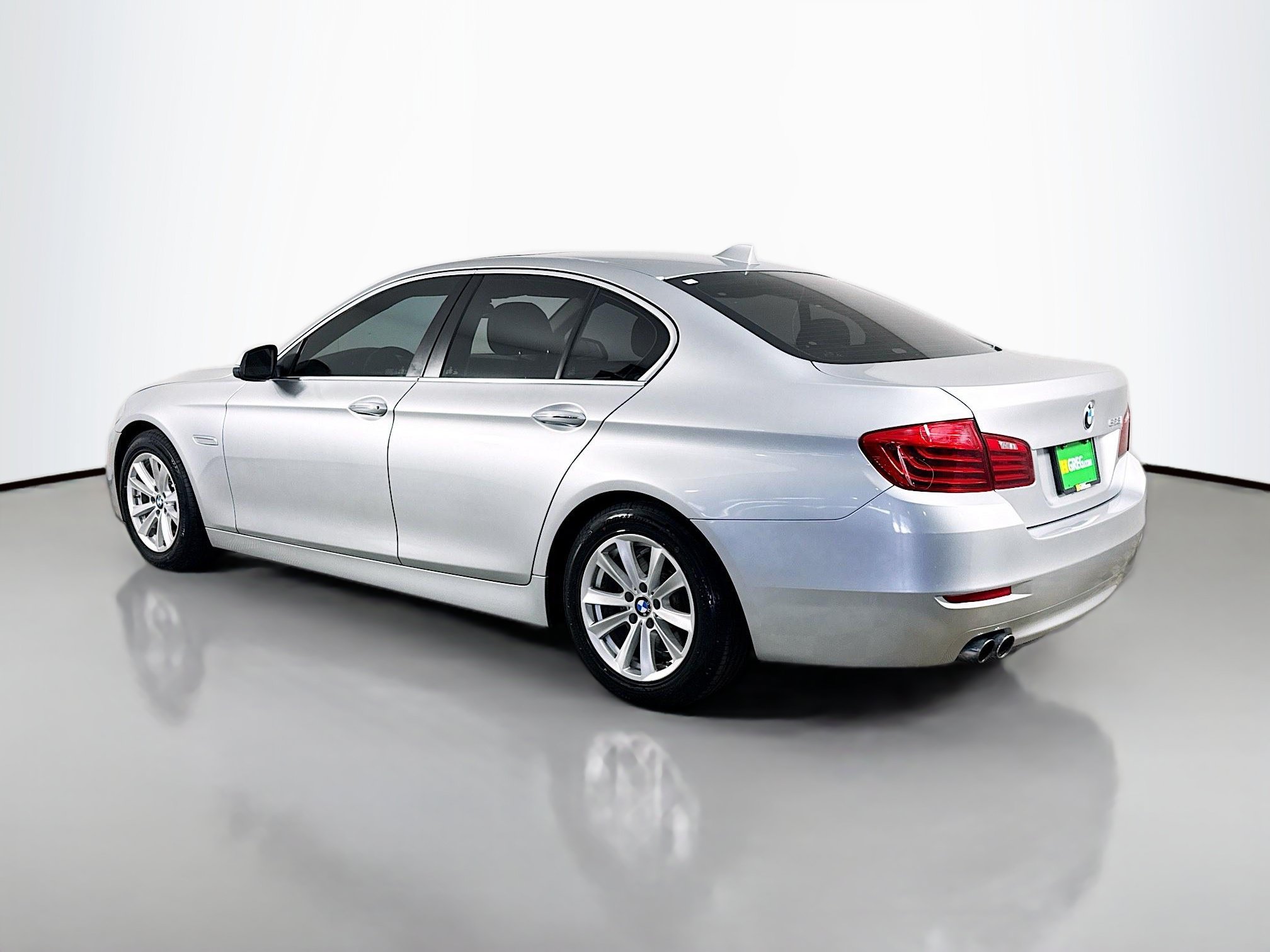 Used 2016 BMW 528i Sedan RWD image 7