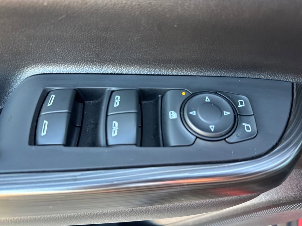 Used 2023 GMC Acadia SLT image 23