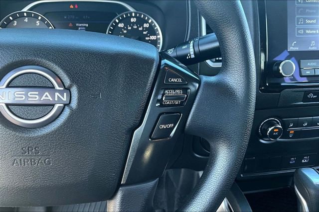 Used 2024 Nissan Frontier SV image 12