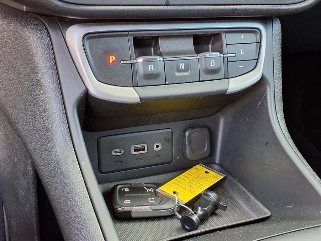 Used 2023 GMC Terrain SLE w/ Driver Convenience Package AWD/4WD image 11