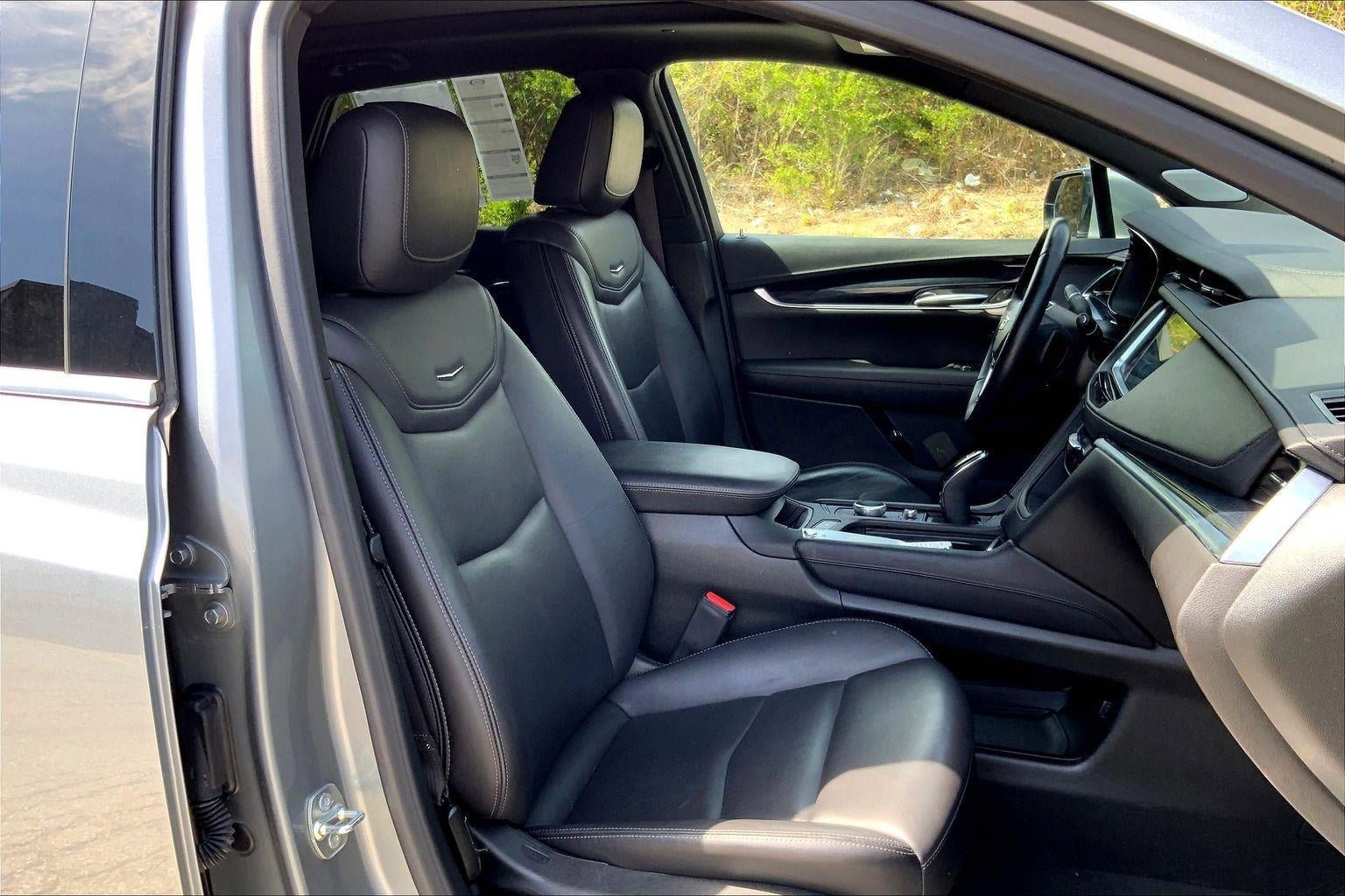 Used 2024 Cadillac XT5 Premium Luxury AWD/4WD image 7