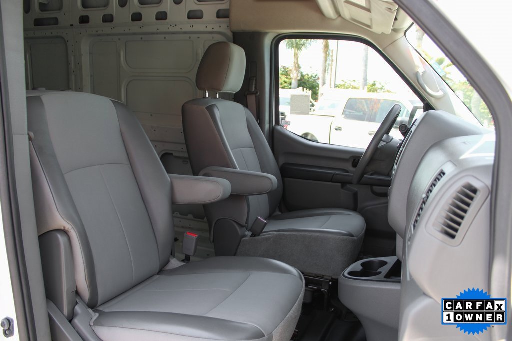 Used 2018 Nissan NV 2500 S image 30