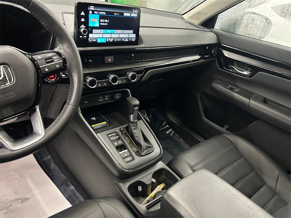 Used 2024 Honda CR-V EX-L image 11