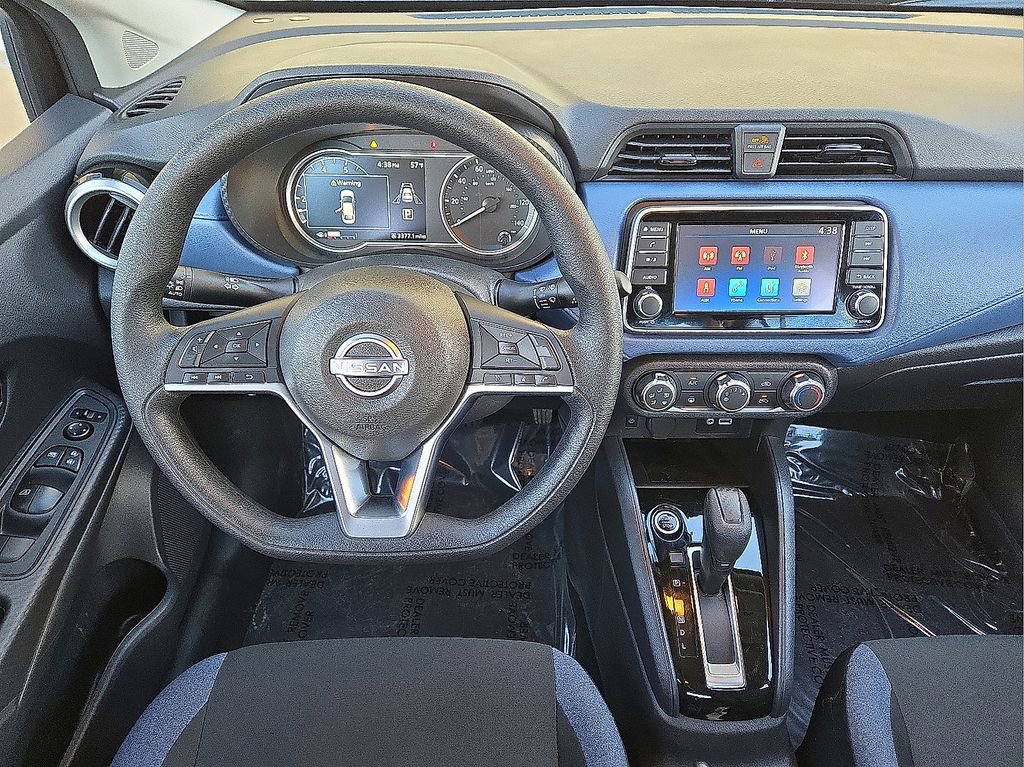 Used 2025 Nissan Versa SV image 17