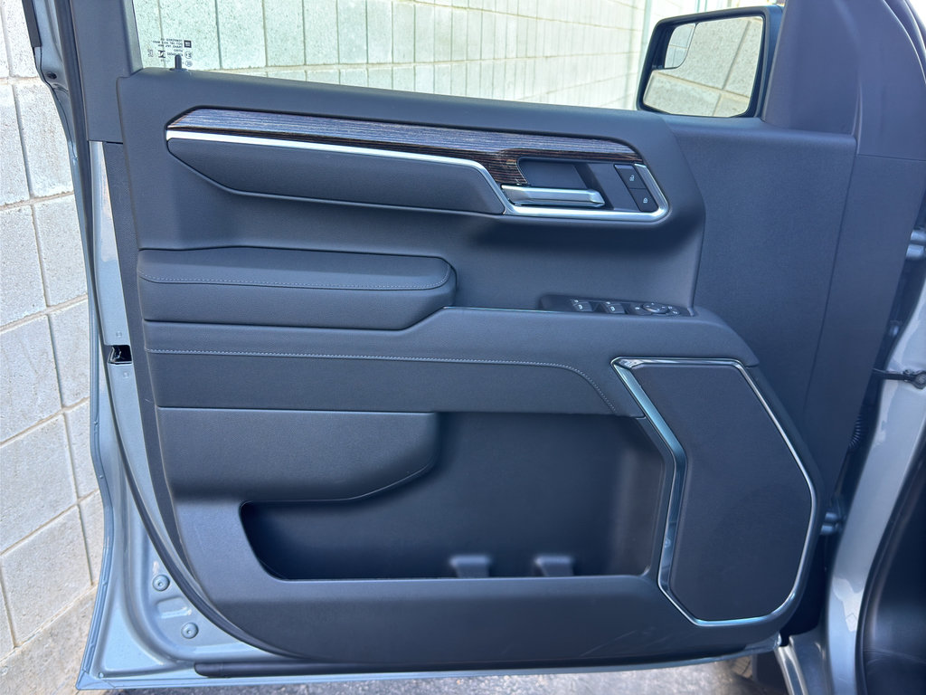 New 2026 GMC Sierra 1500 Elevation image 18