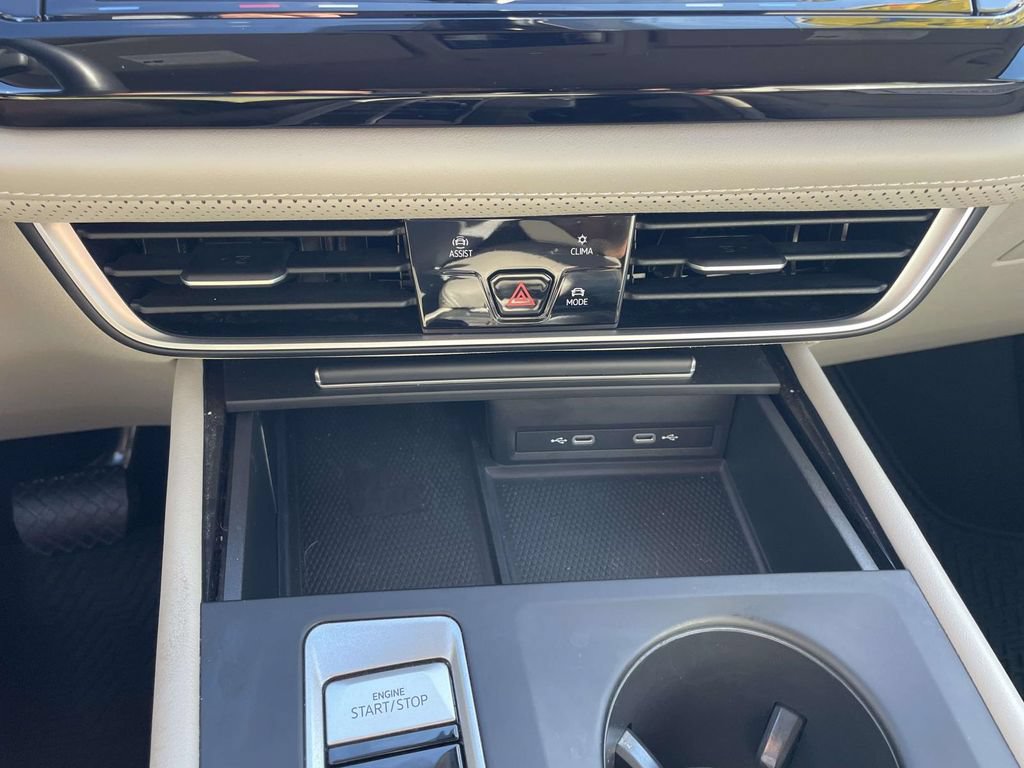 Certified 2024 Volkswagen Atlas SE FWD image 29