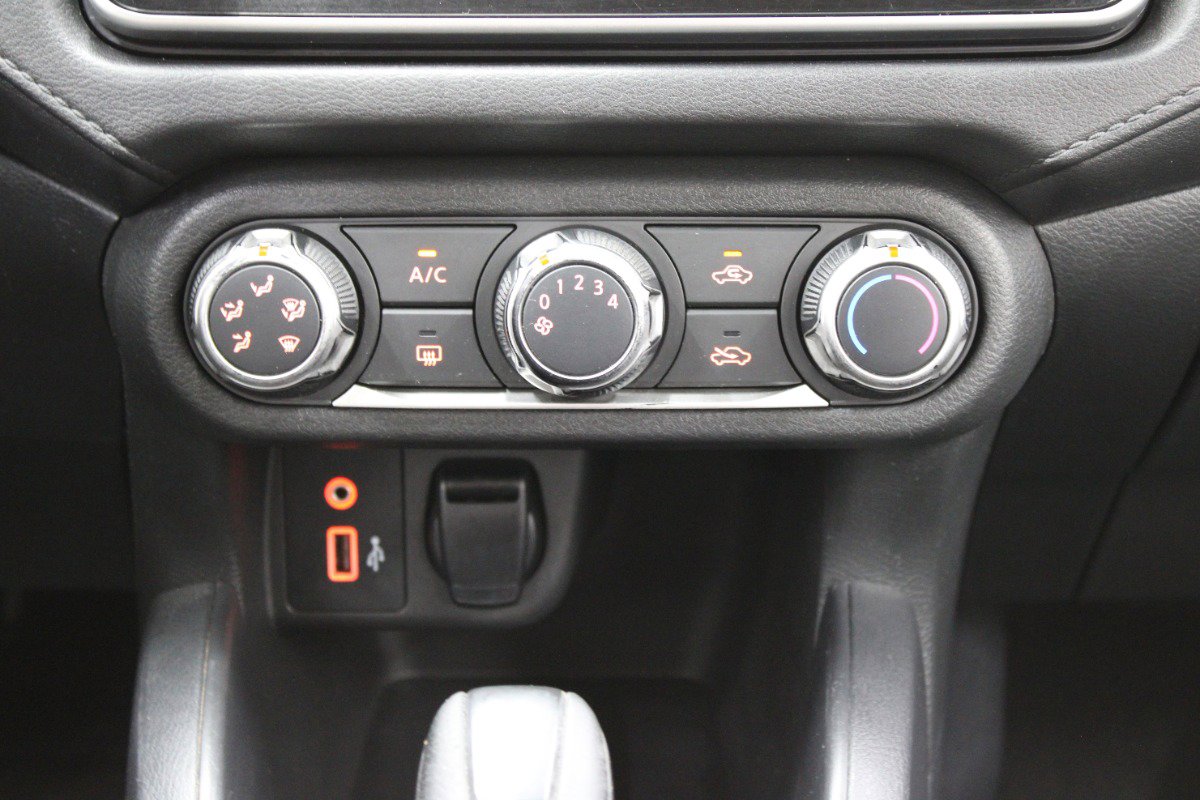 Used 2021 Nissan Versa S w/ Trunk Package image 21